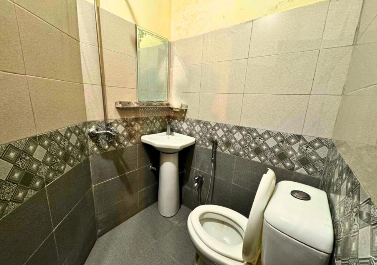 Doves Inn Hotel Kalma Chowk Lahore Exterior photo
